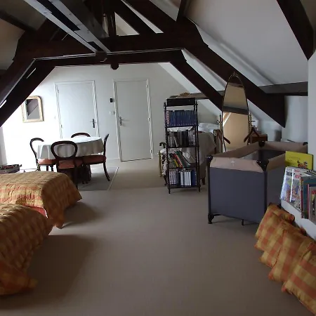 Il Giardino F Heudier ,e Decourcy ,tessy Sur Vire Manche Alojamento de Acomodação e Pequeno-almoço